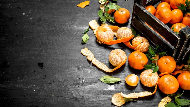 Fresh tangerines in a box. 