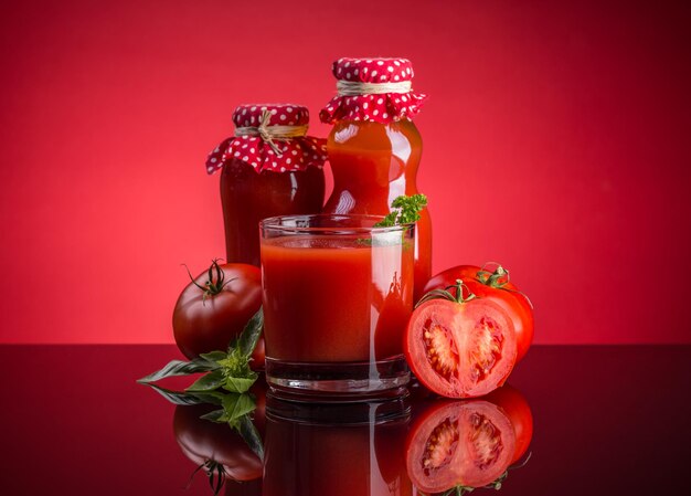 Photo fresh tomato juice