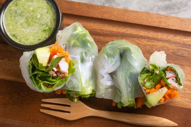 Fresh Vegetable Rice Wraps