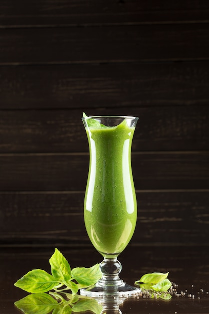 Photo freshly made healthy green smoothie