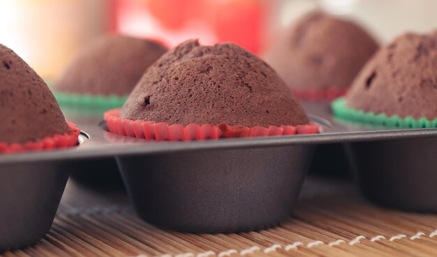 Foto muffin o cupcake appena preparati in casa