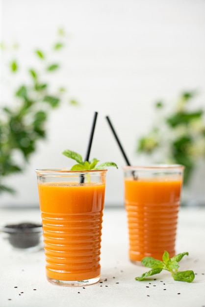 Freshly squeezed carrot juice with spinach