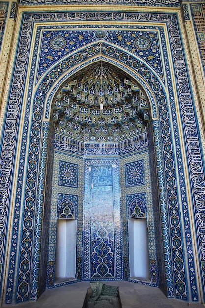Fresken op een moskee in Yazd, Iran