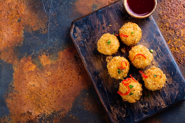 Fried cheese balls