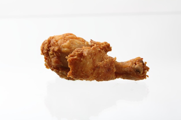 Photo fried chicken isolated in white background