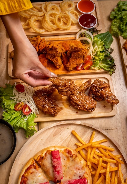 Photo fried chicken and korean sauce