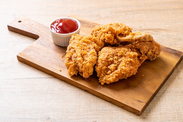 Pasto di pollo fritto