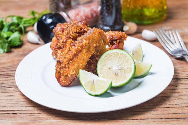 Photo fried chicken wings