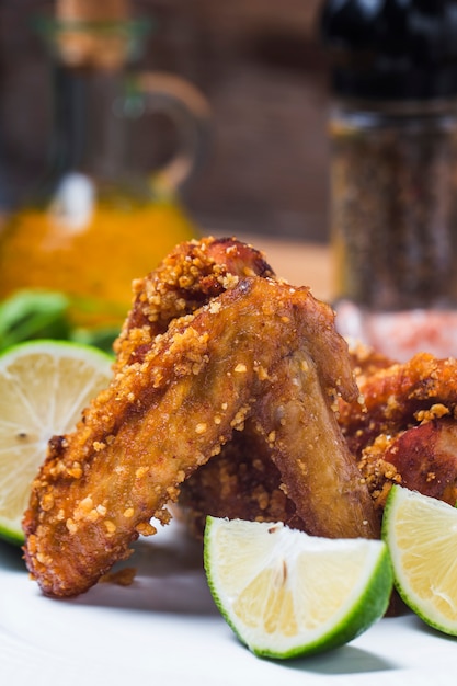 Photo fried chicken wings