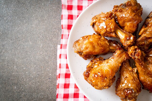 fried chicken with sauce