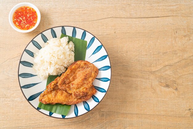 Fried chicken with sticky rice