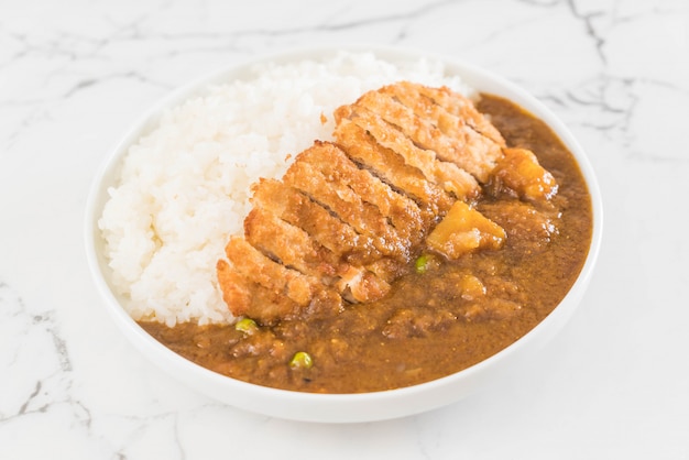 Photo fried cutlet pork with curry on rice