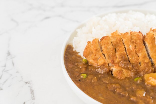 fried cutlet pork with curry on rice