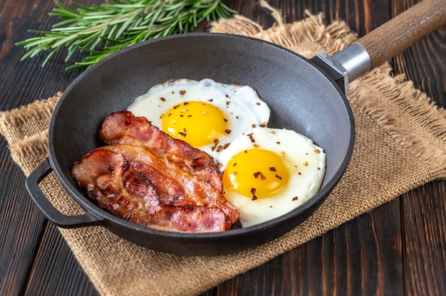 Fried eggs with bacon rashers