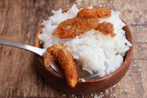 Fried fish with white sesame