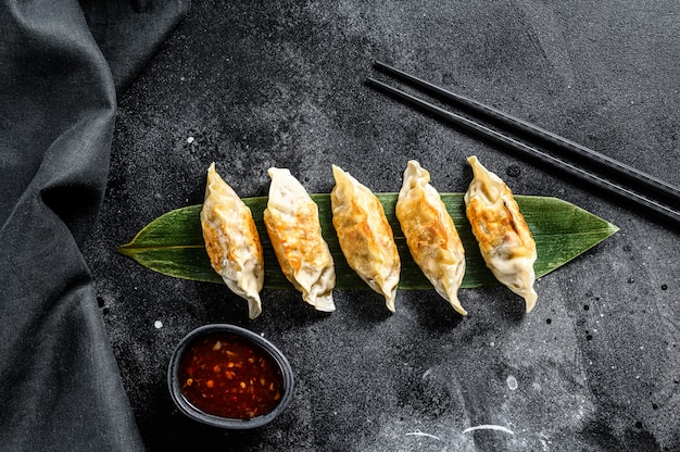 Fried Japanese gyoza dumplings 