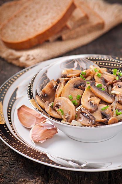 Fried mushrooms and onions