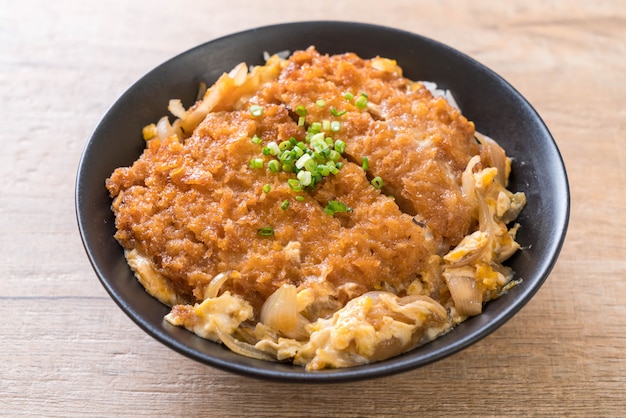 カツカツ丼（かつどん）