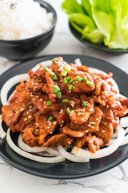 fried pork with spicy korean sauce (bulgogi)