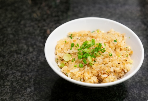 Fried rice with garlic