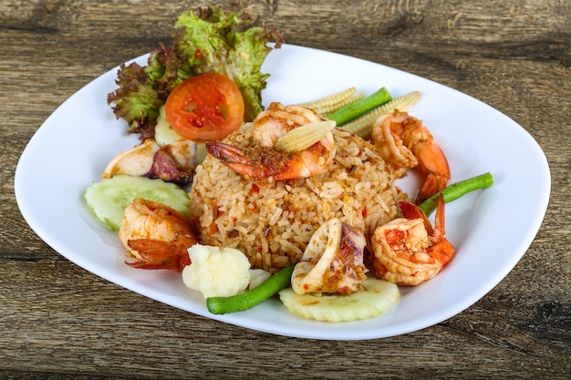 Fried rice with seafood