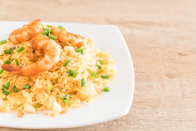 fried rice with shrimps