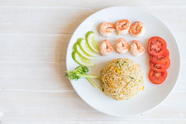 fried rice with shrimps