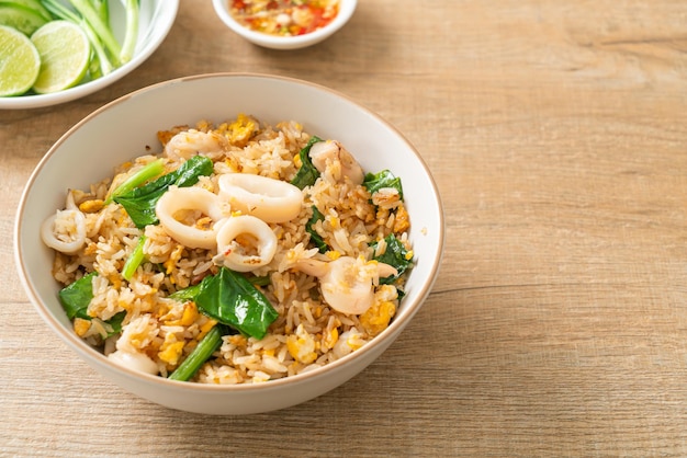 Fried rice with squid or octopus