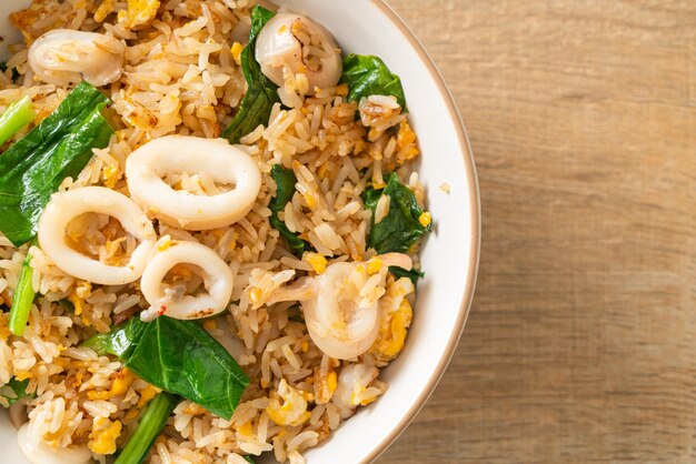 Fried rice with squid or octopus