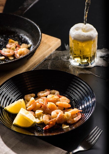 Fried royal prawns with lemon and beer