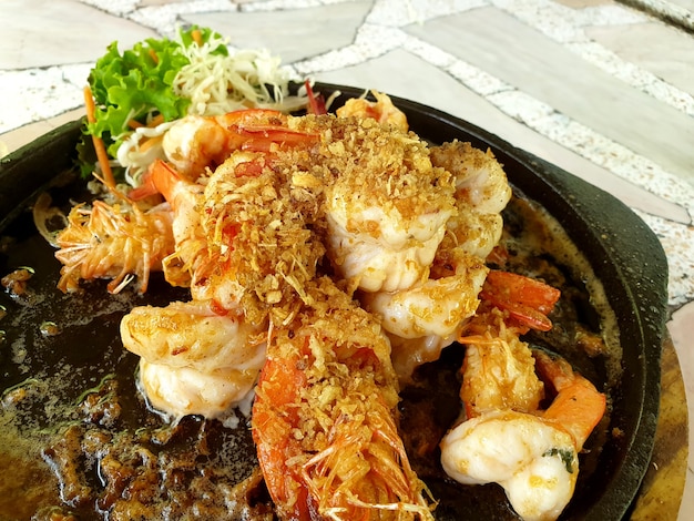 Fried Shrimp with Garlic and Pepper on hot pan