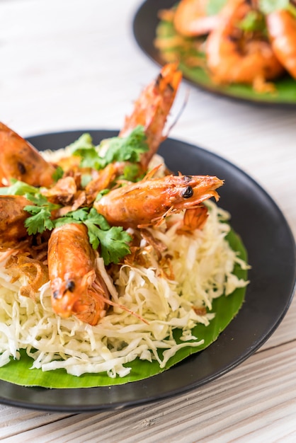 fried shrimp with garlic