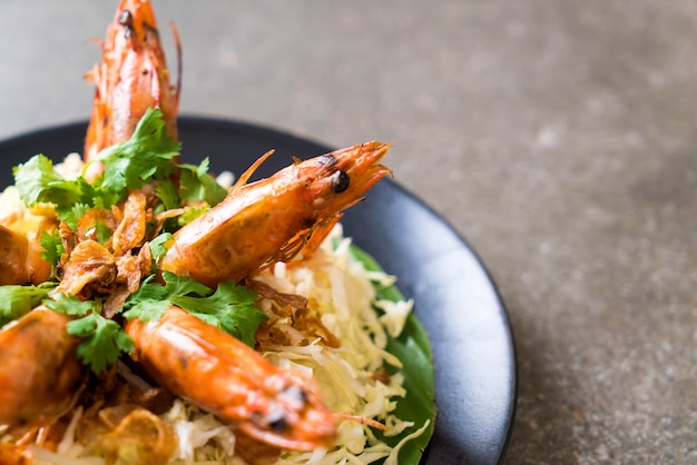 fried shrimp with garlic