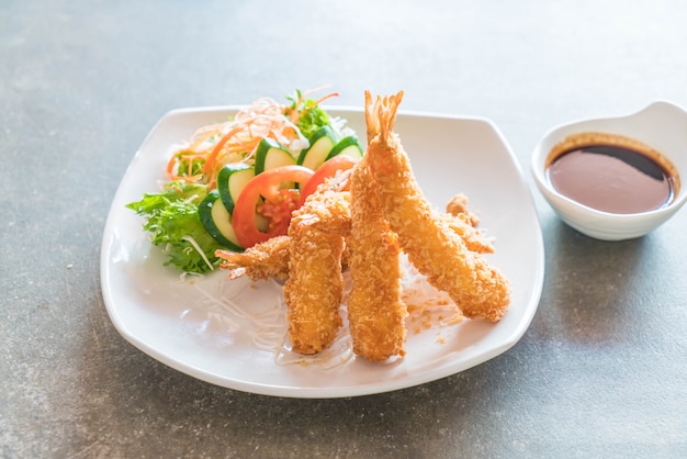 fried shrimp with tonkatsu sauce