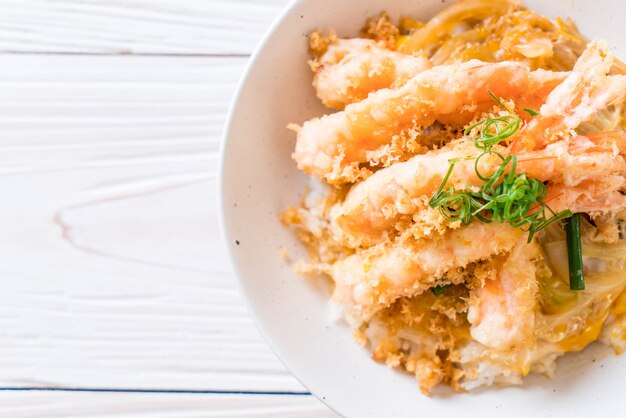 fried shrimps tempura on topped rice bowl