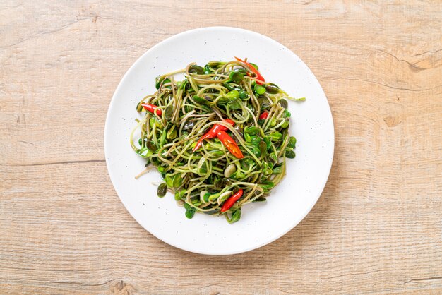 Fried Sunflower Sprout with Oyster Sauce