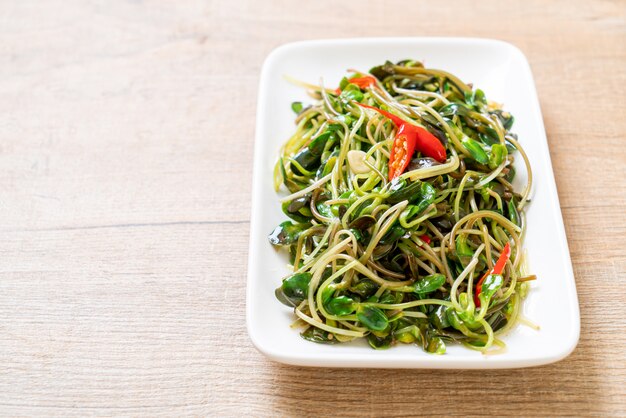 Fried Sunflower Sprout with Oyster Sauce