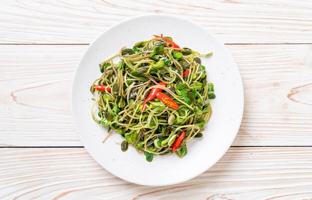 Fried Sunflower Sprout with Oyster Sauce