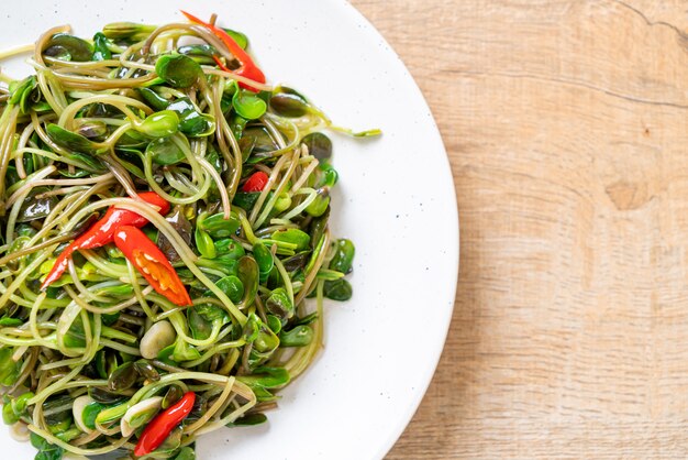 Fried Sunflower Sprout with Oyster Sauce