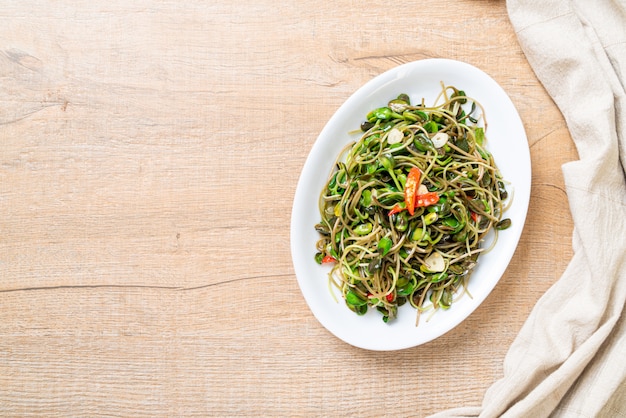 Fried Sunflower Sprout with Oyster Sauce