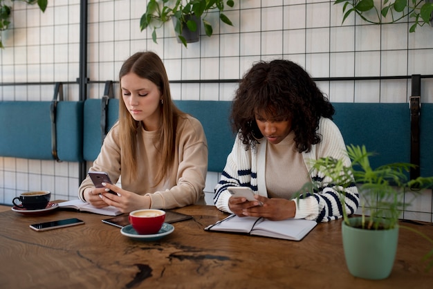 Photo friends suffering from social media addiction