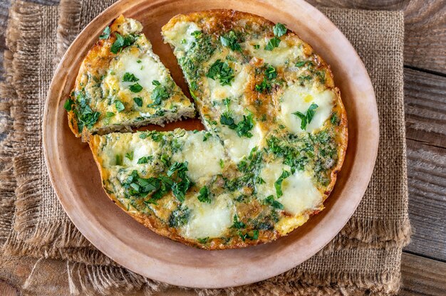 Frittata met gehakt en mozzarella