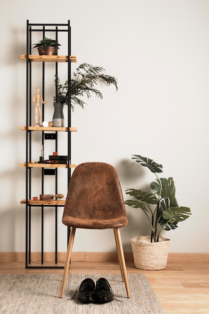 Photo front view chair with interior plant