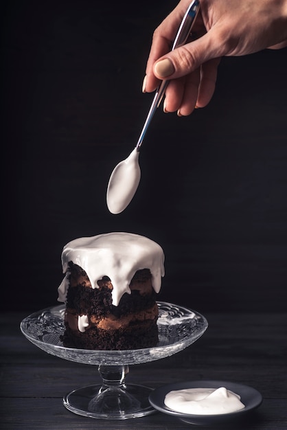 Foto vista frontale del delizioso concetto di torta