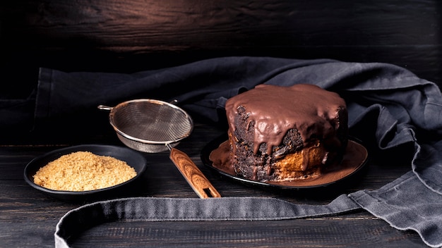 Foto vista frontale del delizioso concetto di torta