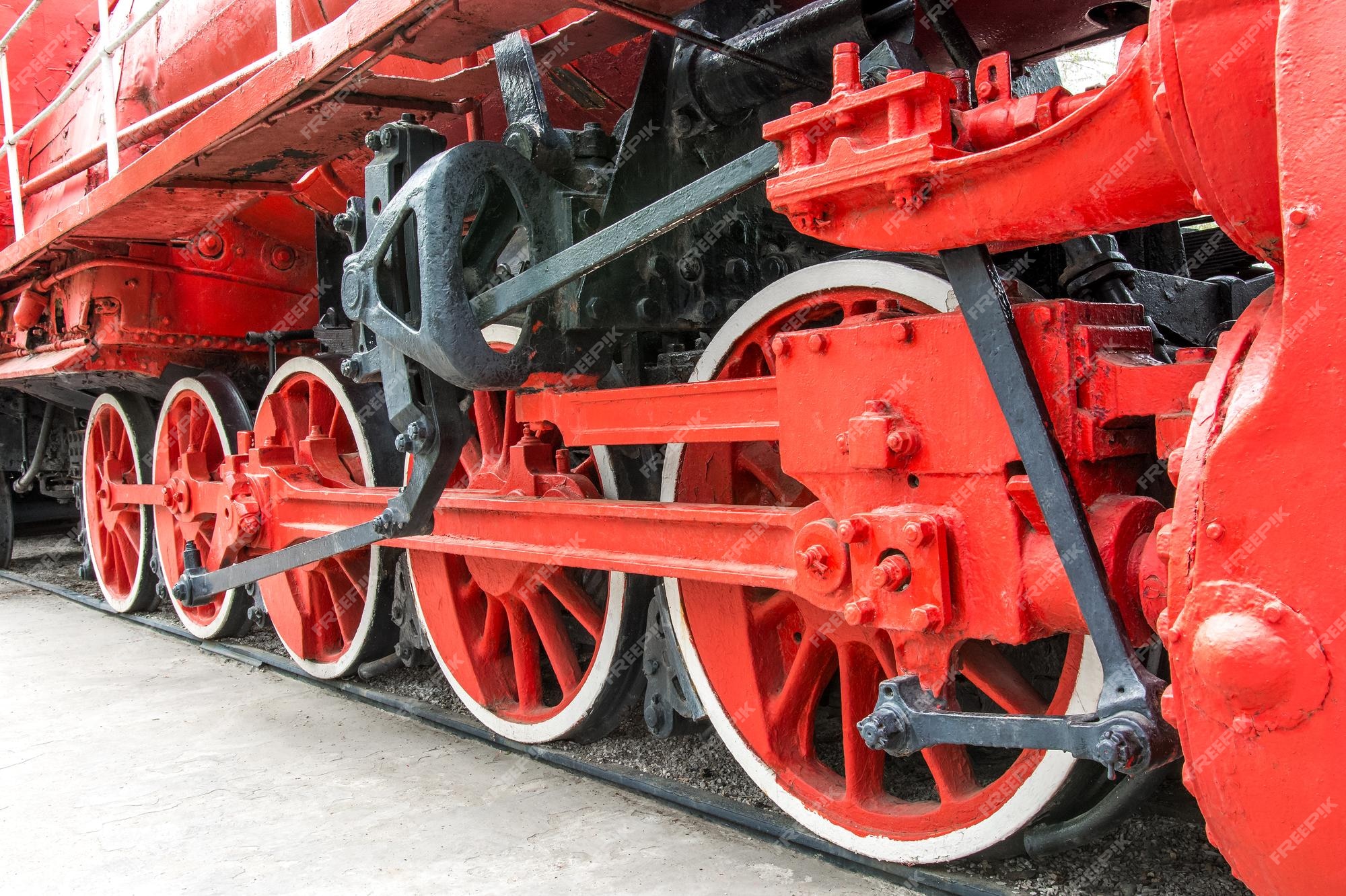 Red steam engine hi-res stock photography and images - Alamy