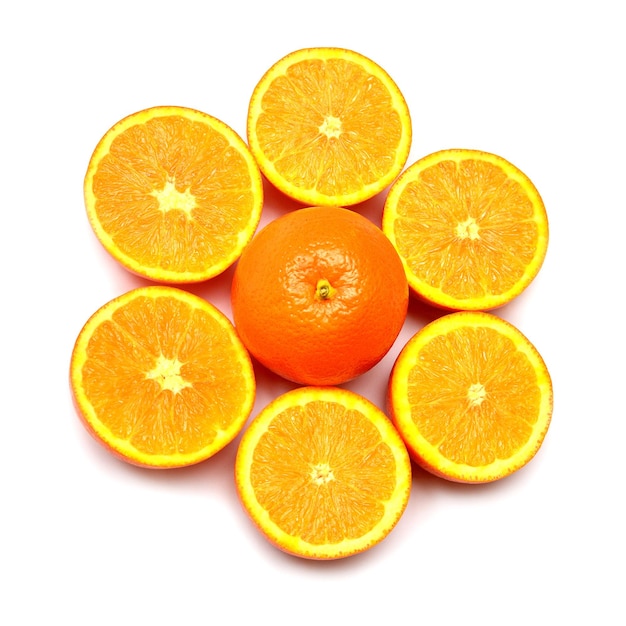 Fruit collectie van sinaasappel gesneden geïsoleerd op een witte achtergrond. Platliggend, bovenaanzicht