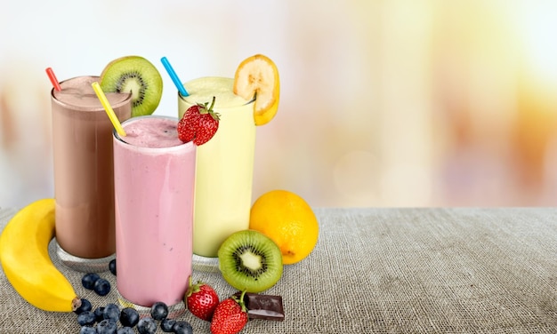 Photo fruit smoothies with straws