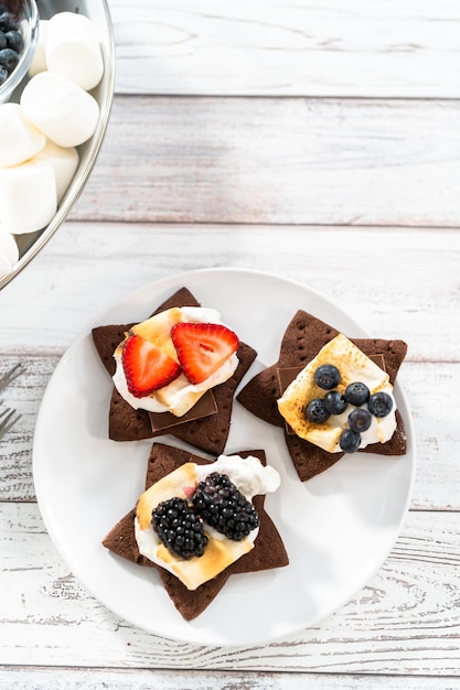 Fruit smores