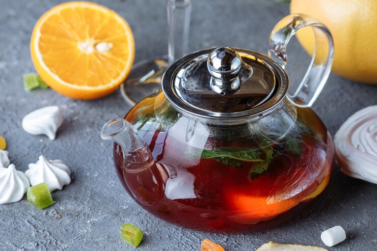  Fruit tea with mint, oranges and cranberries